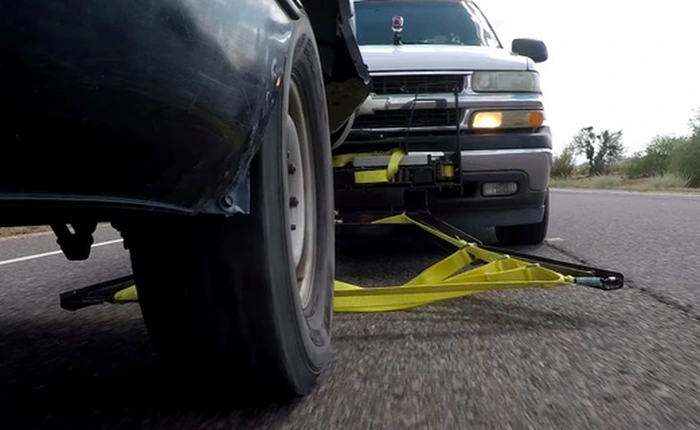 Cùng ý tưởng với Việt Nam, người Mỹ làm lưới bắt quái xế chuẩn 100%, không gây nguy hiểm cho xe vi phạm