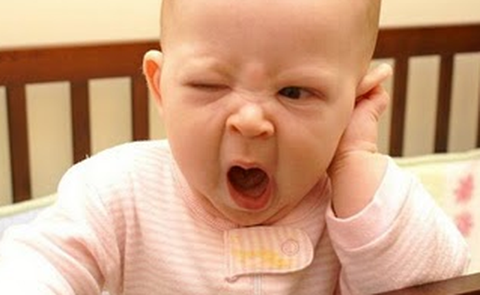 "iPhone mới cũng chán như 6s thôi, hãy kìm nén tới năm 2017 đi"