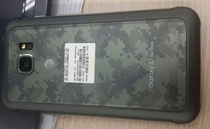 Smartphone siêu bền của Samsung bất ngờ xuất hiện tại Việt Nam