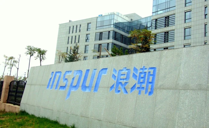 Apple lại tiếp tục cho thấy ý nguyện muốn rời bỏ Amazon