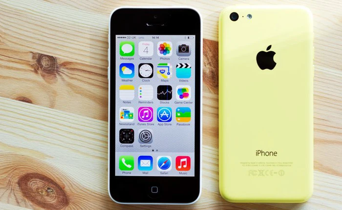 iPhone 5c khóa mạng Nhật giá 1,99 triệu lại gây bão thị trường Việt Nam