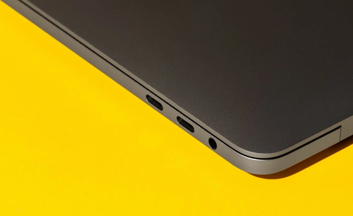 Điểm lại những lần Apple "khai tử" chuẩn kết nối khiến giới công nghệ dậy sóng