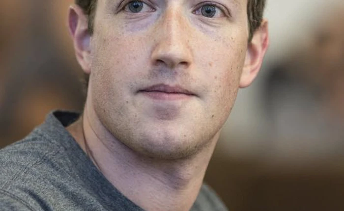 Facebook Live là nỗ lực cứu lấy một Facebook đang gặp khó khăn