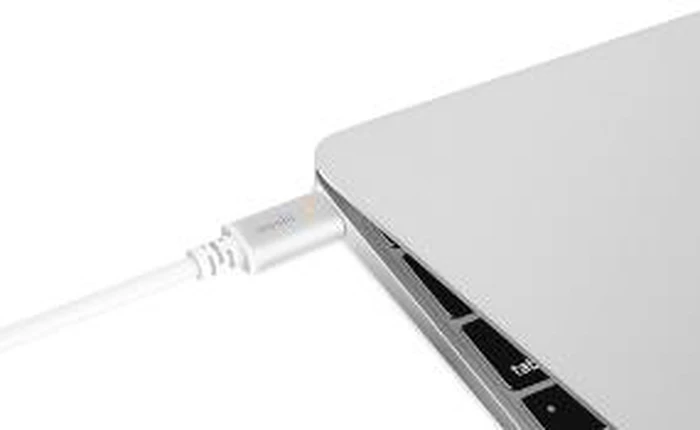 Amazon cấm tất cả các loại cáp USB-C chất lượng kém sau phản hồi của kỹ sư Google