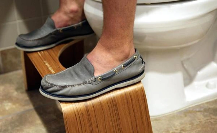 Chiếc ghế "xí bệt" của bà mẹ táo bón đã giúp gia đình này sở hữu công ty trị giá 30 triệu USD