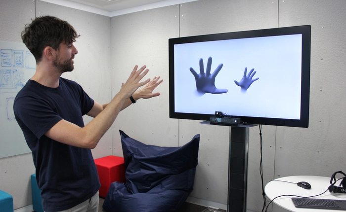 Tương lai thực tế ảo là đây, bàn tay chúng ta chứ đâu