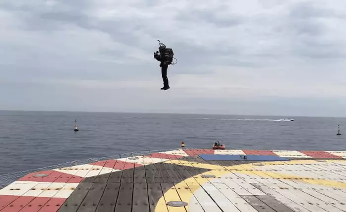 Chỉ sớm thôi, bạn sẽ đi học và đi làm bằng phương tiện cá nhân cực độc này