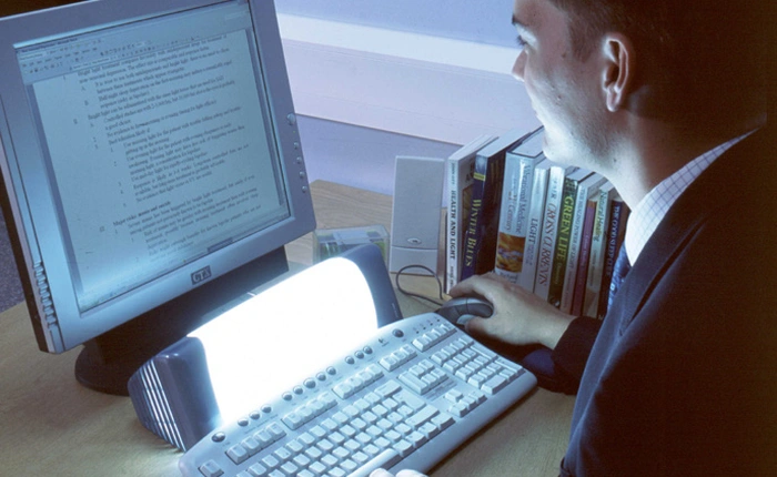 Tháng 11 khiến bạn mệt mỏi và ăn uống kém lành mạnh, hãy chú ý đến ánh sáng ở văn phòng và ở nhà