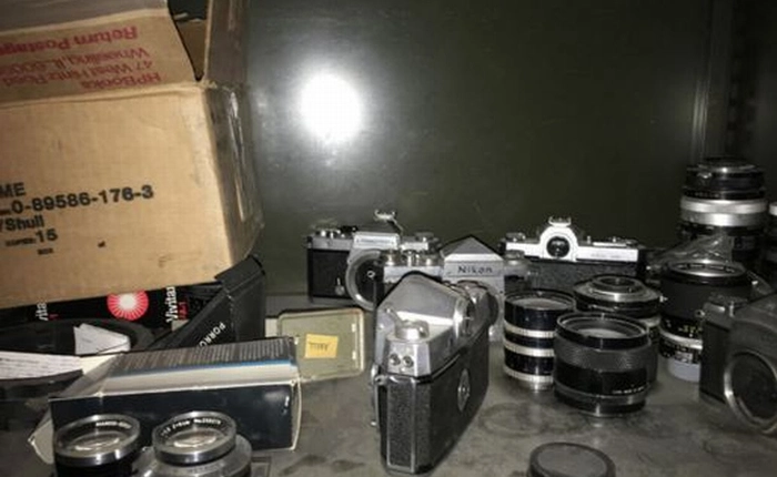 Kho báu máy ảnh cổ được tìm thấy dưới tòa soạn báo