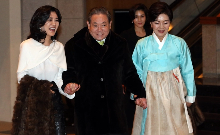 "Thay đổi tất cả trừ vợ con" - Triết lý sống để vượt qua những thảm họa lớn hơn cả Note7