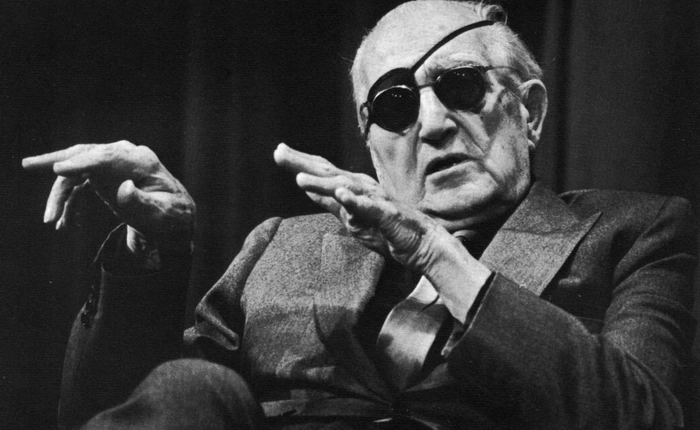 Đủ loại bệnh ảo tưởng trên đời, người đàn ông này còn tin mình chỉ là một hồn ma