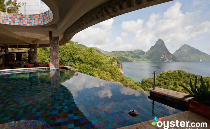 Bạn nhất định sẽ hài lòng chỉ với 1 đêm trải nghiệm tại 7 khách sạn này