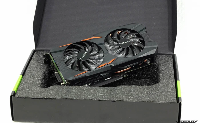 Trên tay VGA GIGABYTE GTX 1050 WINDFORCE OC 2GB: Backplate hầm hố, tản nhiệt rất tốt