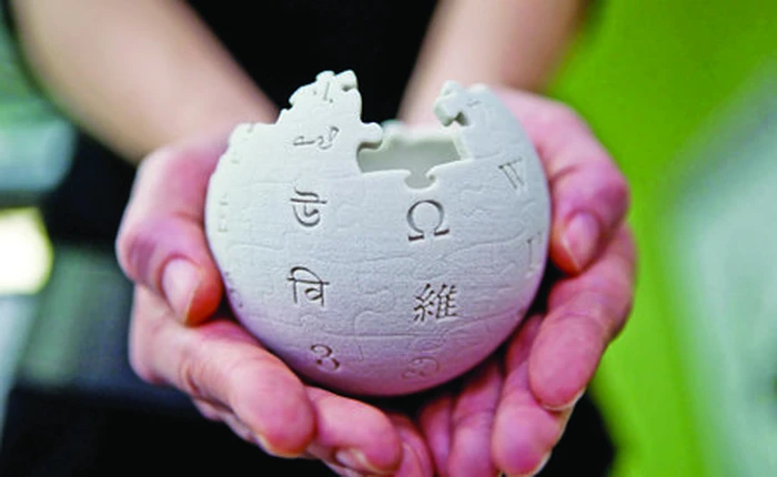 Tám năm, sửa đúng một lỗi trên Wikipedia