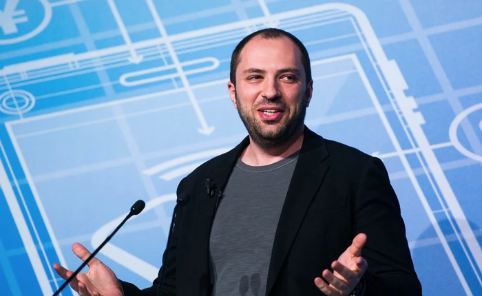 Tại sao WhatsApp chê tiền?