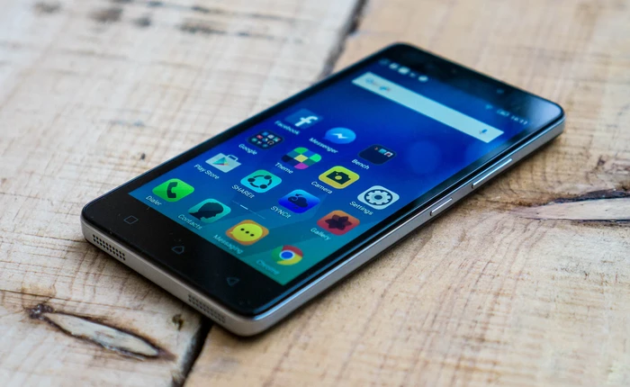 5 smartphone pin trâu dành cho người không thích sạc pin thường xuyên