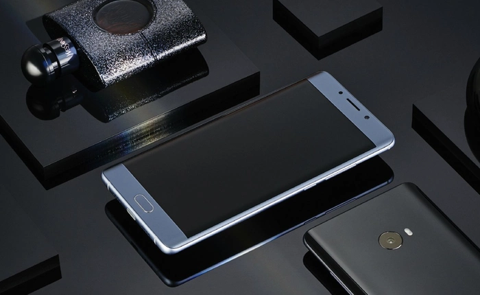 Với Mi Note 2, Xiaomi đang muốn lấp khoảng trống của Note7 và tiến xa hơn