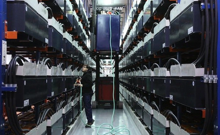 Đây là viên pin to nhất thế giới, tuy nhiên nó chỉ đủ năng lượng để hoạt động trong 7 phút