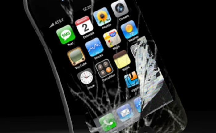 Một khách hàng "nổi điên" bất ngờ đập phá hàng loạt iPhone, iMac, MacBook tại Apple Store