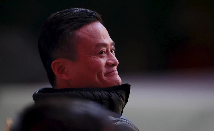 Từng trượt ĐH 2 lần, không vào nổi KFC, nay là vĩ nhân làm thay đổi cả lịch sử Trung Quốc