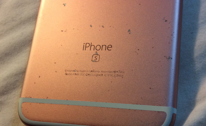 Người dùng trên thế giới bức xúc với lỗi trầy xước trên iPhone 6S