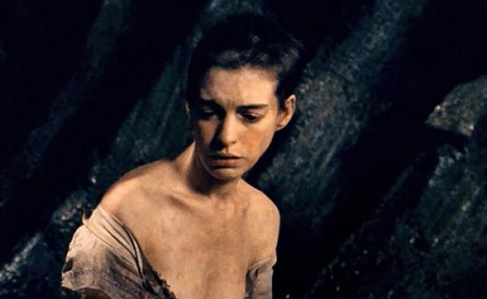 7 diễn viên Hollywood thường xuyên hành hạ "nhan sắc" vì vai diễn