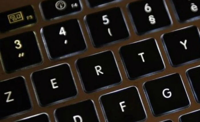 Tại sao người Pháp không thể gõ tiếng Pháp trên bàn phím do Pháp sản xuất?