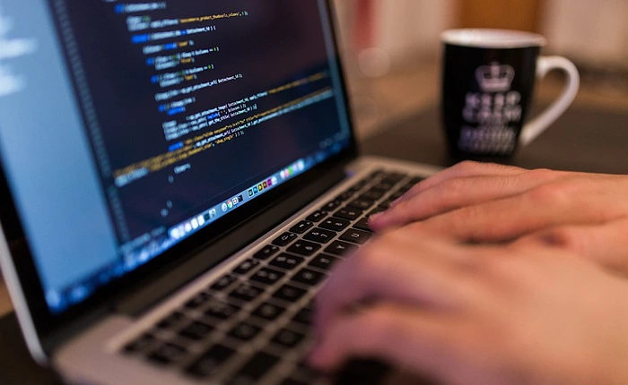 Không phải cứ biết code là làm được lập trình viên chuyên nghiệp, còn 4 kỹ năng nữa bạn phải ghi nhớ