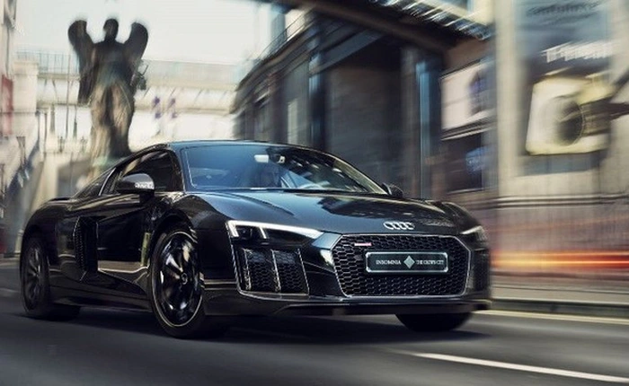 Mê đắm với siêu xe Audi R8 Final Fantasy XV trị giá 10 tỷ đồng, có tiền cũng chẳng mua được