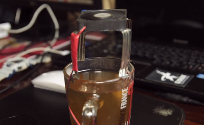 Nếu bạn không thích trà quá nóng? Hãy tự chế cho mình món đồ chơi này