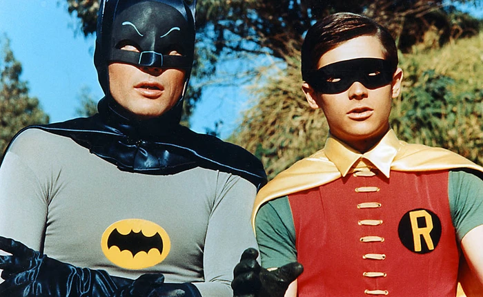 Các nhà khoa học chế tạo được robot song sinh, có thể tự chăm sóc chỉ bảo nhau mà không cần nói một câu nào