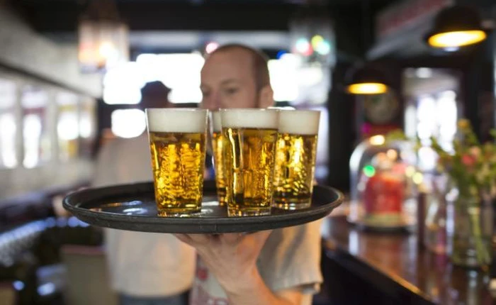 Ham nhậu nhẹt là không tốt, nhưng mỗi ngày uống 1 lon bia lại cực kỳ có lợi cho tim mạch