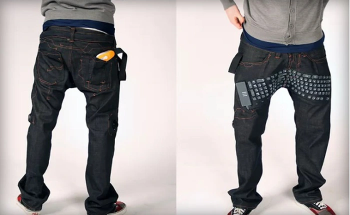 Có chiếc quần này thì cần gì phải mua bàn phím QWERTY nữa?