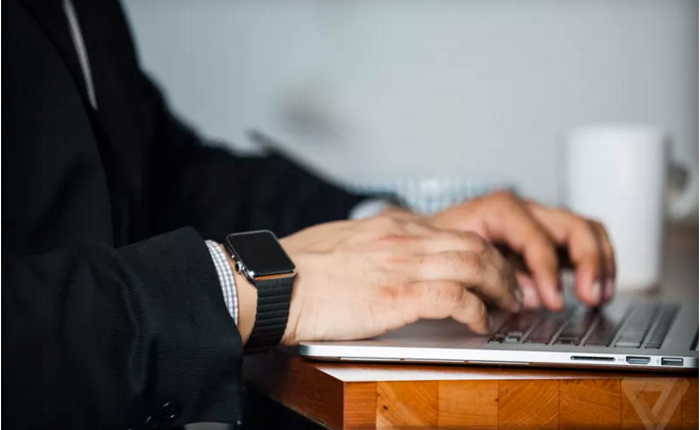 Thị trường vòng đeo sức khỏe tại Mỹ tăng vọt sau khi Apple Watch ra mắt