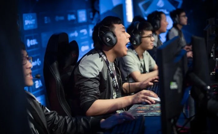 Có thể bạn không tin: chơi game còn kiếm nhiều tiền hơn vận động viên Olympics