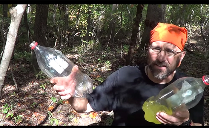 Hướng dẫn cách lọc nước tiểu chính mình thành nước uống chỉ với 2 cái chai