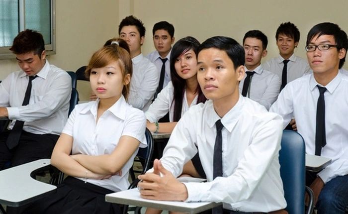 Đã tìm ra lý do vì sao cử nhân, thạc sĩ Việt Nam rủ nhau đi học Trung cấp