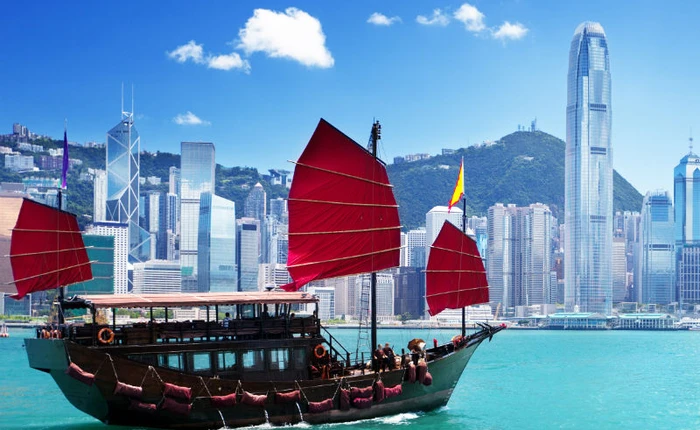 Khám phá bãi rác thải điện tử cực kỳ độc hại ở Hồng Kông