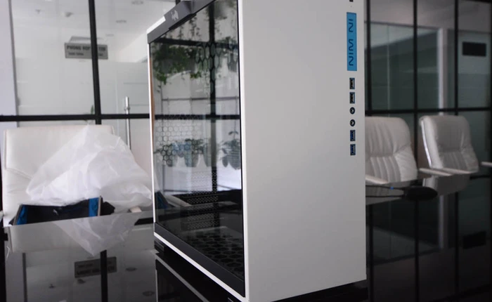 Vỏ case In Win 303: Vẻ đẹp sau lớp cửa kính