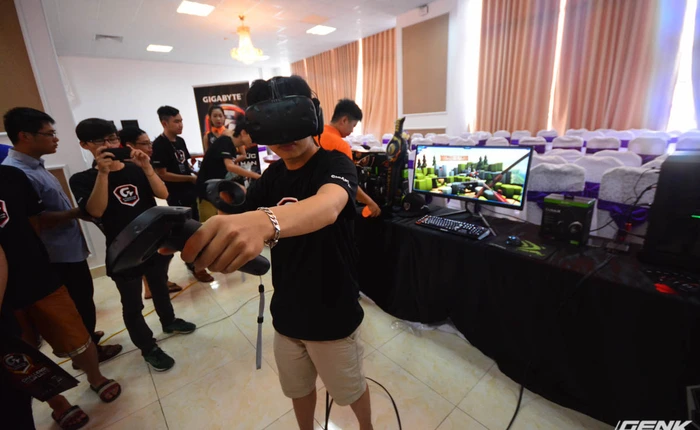 Màn nhúng nước GTX 1060 tại sự kiện của GIGABYTE khiến nhiều người thót tim