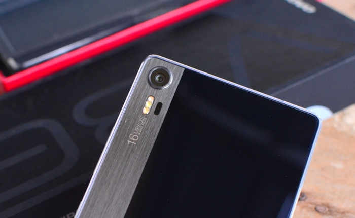 Smartphone có camera lấy nét nhanh nhất thế giới một thời chỉ còn 4,5 triệu đồng