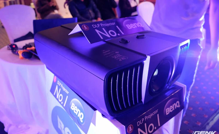 BenQ ra mắt thị trường Việt Nam máy chiếu W11000: Phát hình ảnh UHD 4K, công nghệ DLP đạt chuẩn THX, giá 159 triệu đồng