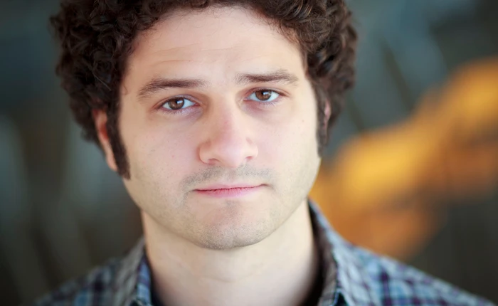 Đây là Dustin Moskovitz, người học lập trình trong vài ngày và trở thành tỷ phú