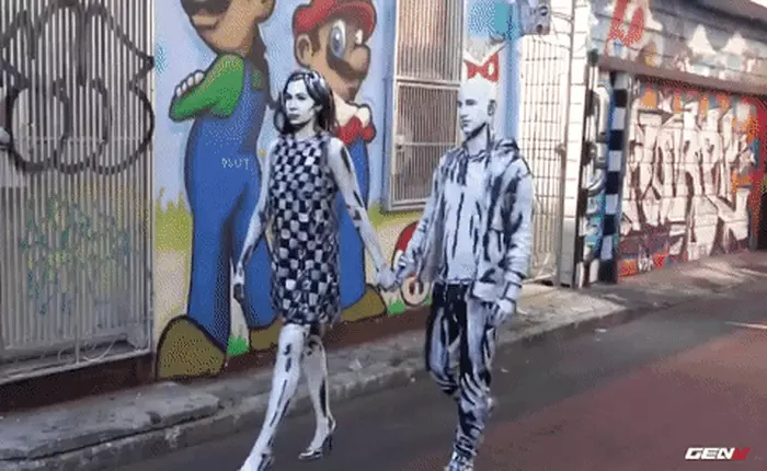 [Video] Không phải tranh sơn dầu đâu, đây thực chất là màn cầu hôn có một không hai