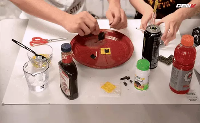 [Video] Các kỹ sư vừa tạo ra thiết bị điện tử ăn được, vị giống phô mai