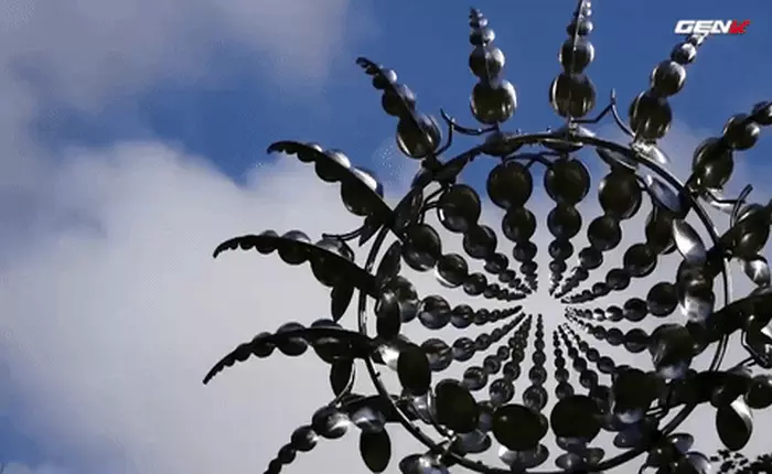 [Video] Sẽ ra sao nếu một bức điêu khắc biết chuyển động?