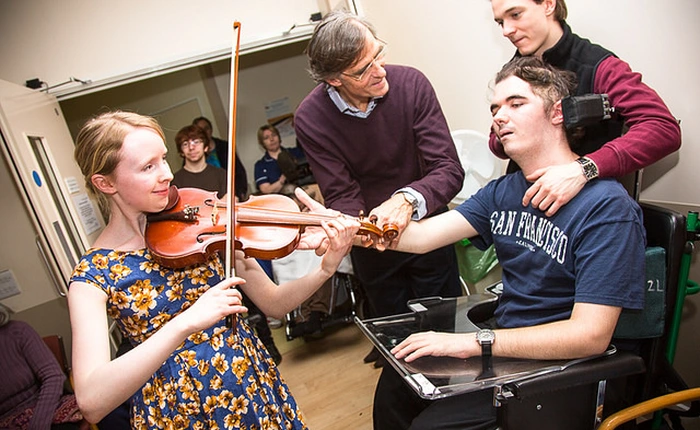 Khoa học khẳng định virus Zika còn có thể gây ra hội chứng liệt chân, tay