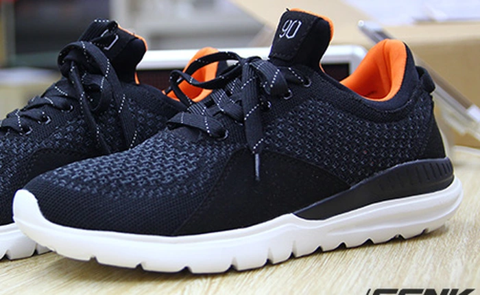 [Độc quyền] Giải ngố nhanh về giày thông minh Xiaomi 90: dáng đẹp, ôm chân, chạy rất êm