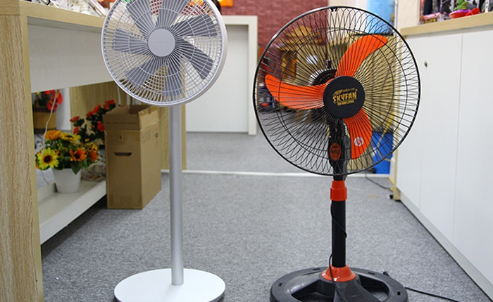 Mở hộp quạt cây Xiaomi Mi Smart Fan tại Việt Nam: Thiết kế chất lừ, chạy không cần cắm điện