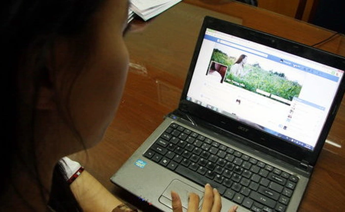 Xúc phạm người khác trên mạng, có thể bị buộc thôi học